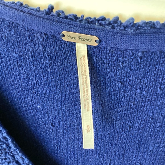 Free People Popcorn Knit Cropped V-Neck Sweater - Blue - S - Picture 6 of 7